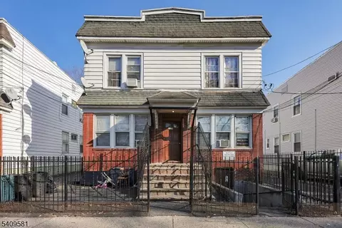 154 Dayton St, Newark, NJ 07114