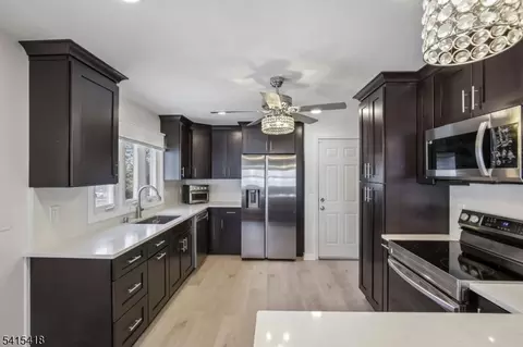500 E Valley View Ave, Hackettstown, NJ 07840 photo 18