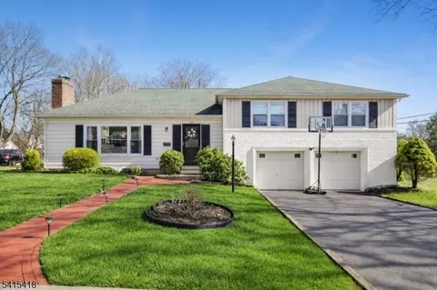 500 E Valley View Ave, Hackettstown, NJ 07840