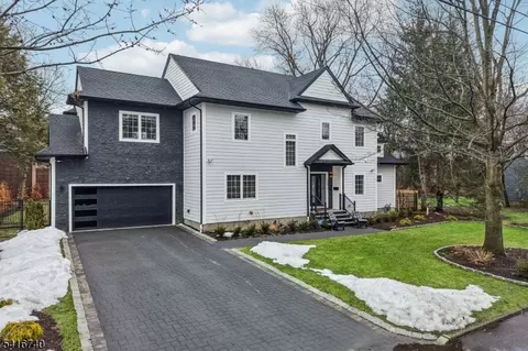 109 Arbor Dr, Ho Ho Kus, NJ 07423