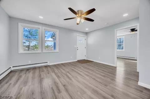 36 Lower Skillman St, Hampton, NJ 08827 photo 4