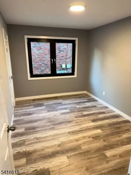 80 Koster St, Wallington, NJ 07057 photo 6
