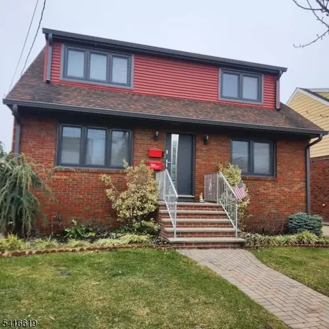 80 Koster St, Wallington, NJ 07057