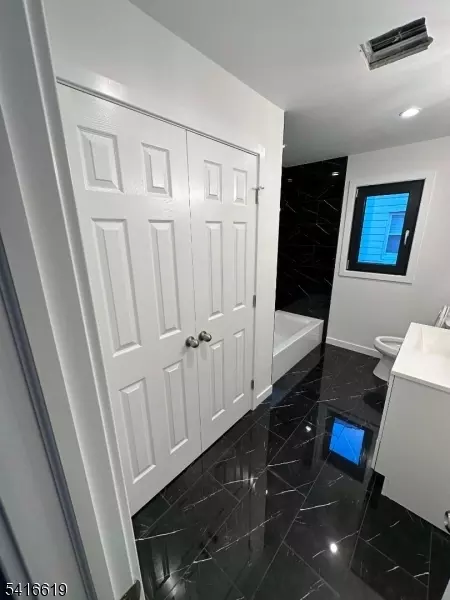 80 Koster St, Wallington, NJ 07057 photo 9