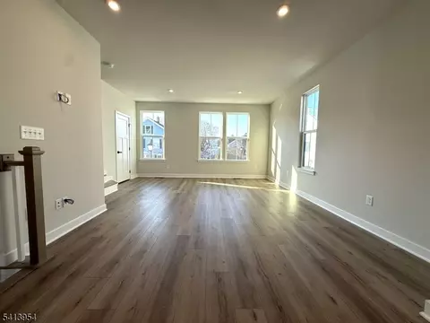 Living - 106 E Stiger St, Hackettstown, NJ 07840 photo 4 of 5