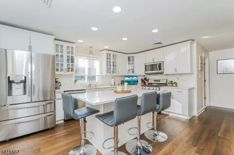 704 Huff Ave, Manville, NJ 08835