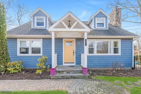 171 Rainbow Trl, Denville, NJ 07834