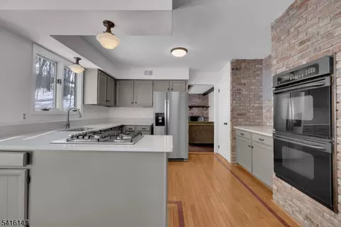 Kitchen - 30 Cardinal Rd, Hackettstown, NJ 07840 photo 2 of 3