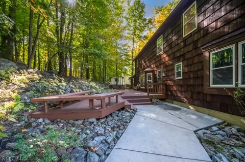 Exterior - 30 Cardinal Rd, Hackettstown, NJ 07840 photo 4 of 11
