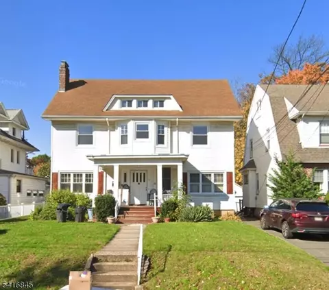 60 Hillside Rd, Elizabeth, NJ 07208