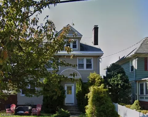 8 Vista Ave, Elizabeth, NJ 07208