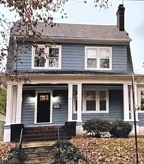 93 Montrose St, Newark, NJ 07106
