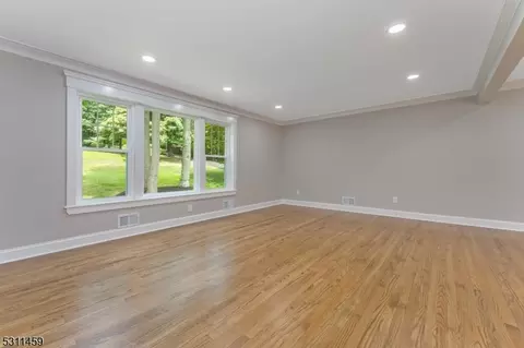56 Mountainside Rd, Mendham, NJ 07945 photo 7