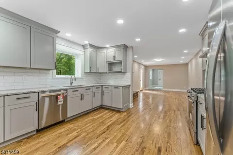 56 Mountainside Rd, Mendham, NJ 07945 photo 2