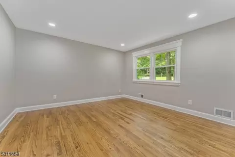 56 Mountainside Rd, Mendham, NJ 07945 photo 28