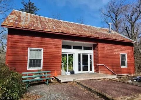 521 Canal Rd, Franklin Twp, NJ 08873