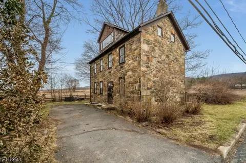 30 Asbury-broadway Rd, Washington, NJ 07882
