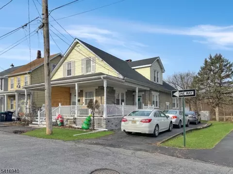 298 Maple Ave, Phillipsburg, NJ 08865
