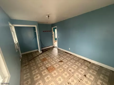 681 W 3rd St, Plainfield, NJ 07060 photo 15