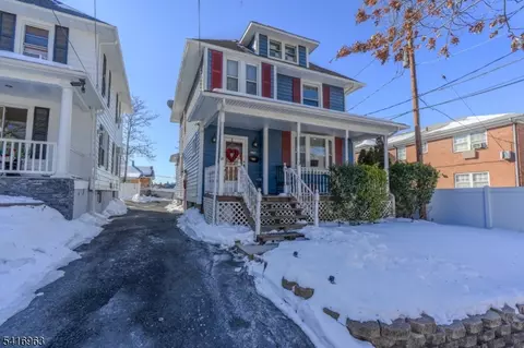 39 Hobart St, Ridgefield Park, NJ 07660