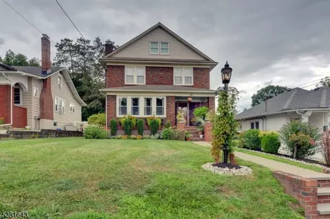 26 Chestnut St, Boonton, NJ 07005