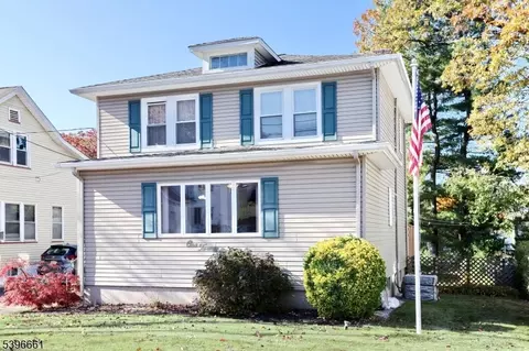 128 9th Ave, Hawthorne, NJ 07506