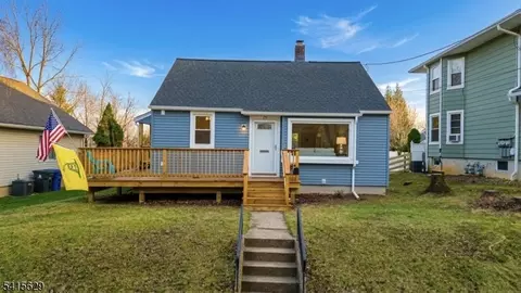 315 Belvidere Ave, Washington, NJ 07882