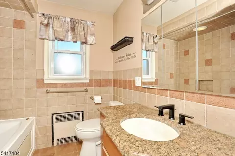 16 Maple Ave, South Hackensack, NJ 07606 photo 15