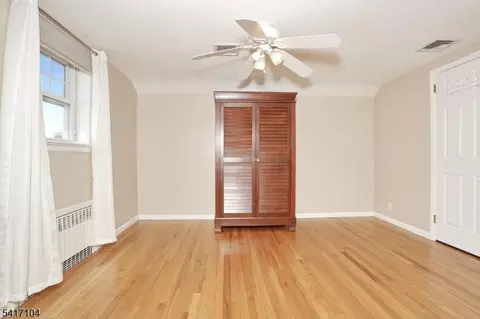 16 Maple Ave, South Hackensack, NJ 07606 photo 14