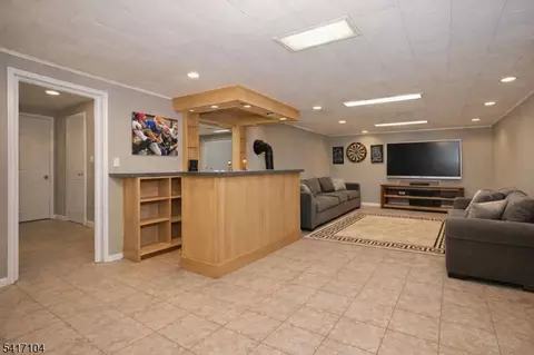 16 Maple Ave, South Hackensack, NJ 07606 photo 28
