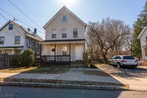 272 W Main St, Bound Brook, NJ 08805
