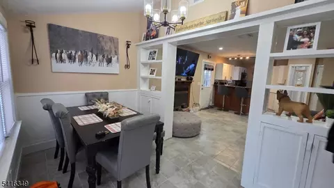 36 Chatham Rd, West Milford Twp, NJ 07421