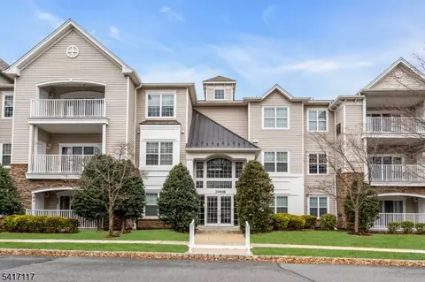 2207 Conrad Way #2207, Somerset, NJ 08873