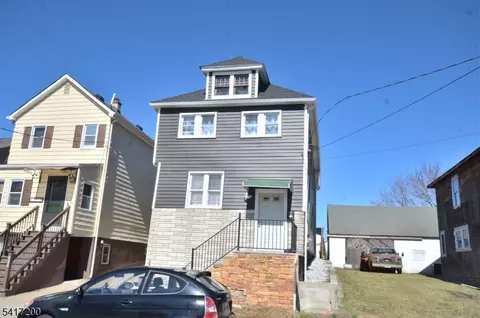 224 Gordon St #2, South Amboy, NJ 08879
