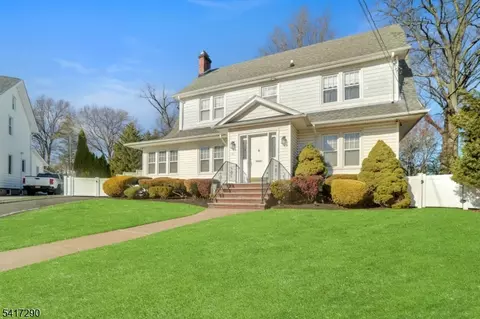 10 Lynn Ct, Rutherford, NJ 07070