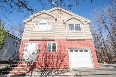 138 S Salem St, Dover, NJ 07801