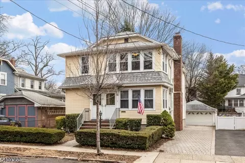 7 Delafield Ave, Rutherford, NJ 07070