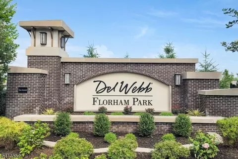 4 Vanderbilt Blvd #408, Florham Park, NJ 07932