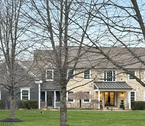 222 Old Turnpike Rd, Tewksbury Twp, NJ 07830