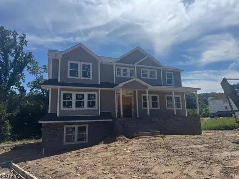 50 Eagles Nest Ter, West Milford, NJ 07480