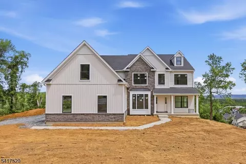6 Spring Ct, Phillipsburg, NJ 08865