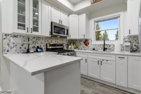 103 Rutherford Pl, North Arlington, NJ 07031