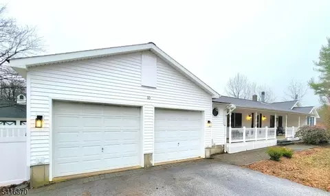 10 Second St, Sussex, NJ 07461