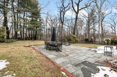 59 Manor Dr, Basking Ridge, NJ 07920 photo 41