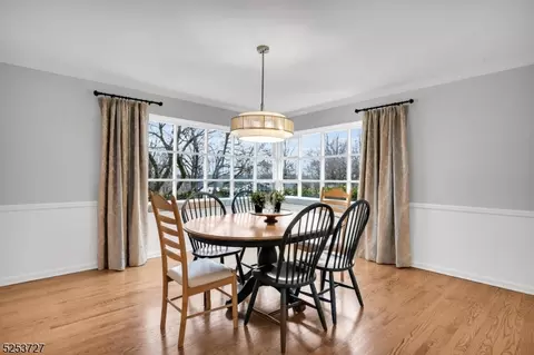 59 Manor Dr, Basking Ridge, NJ 07920 photo 11