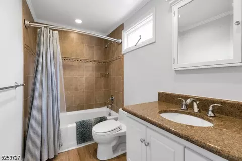 59 Manor Dr, Basking Ridge, NJ 07920 photo 33