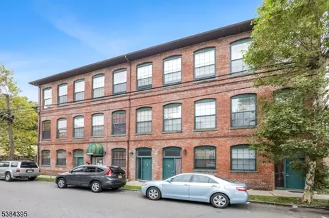 105 Marion St #18, Paterson, NJ 07522