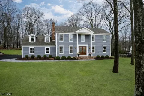 3 Kerry Pl, Flanders, NJ 07836