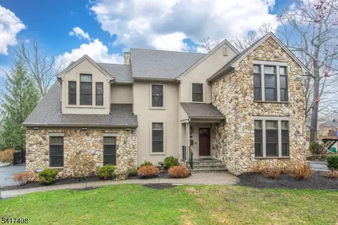 105 Ely Rd, Boonton, NJ 07005