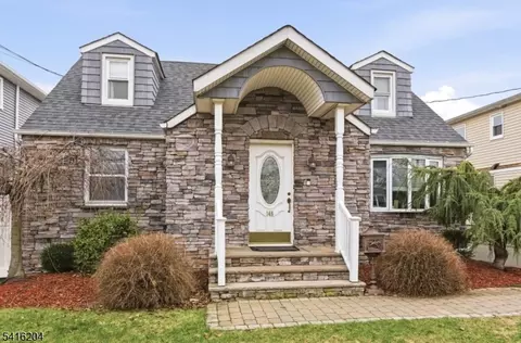 145 Canterbury Ave, North Arlington, NJ 07031